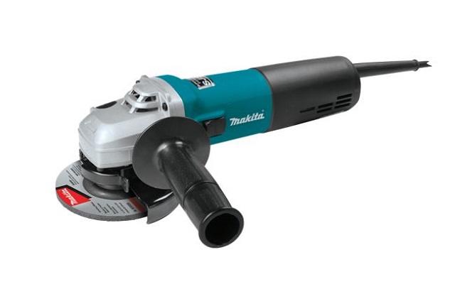 4-1/2 inch Makita 9564CV Electric Angle Grinder for 6 Inch Treated Pleated Buffing Wheel